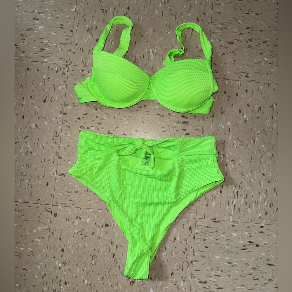 Women 2pc swim XS
